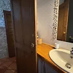 Petite Maison Du Carrefour De La Ceze *