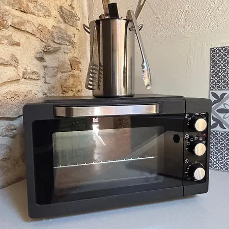 Apartman Petite Maison Du Carrefour De La Ceze