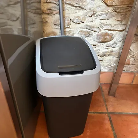 Petite Maison Du Carrefour De La Ceze