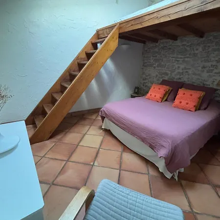 Petite Maison Du Carrefour De La Ceze *
