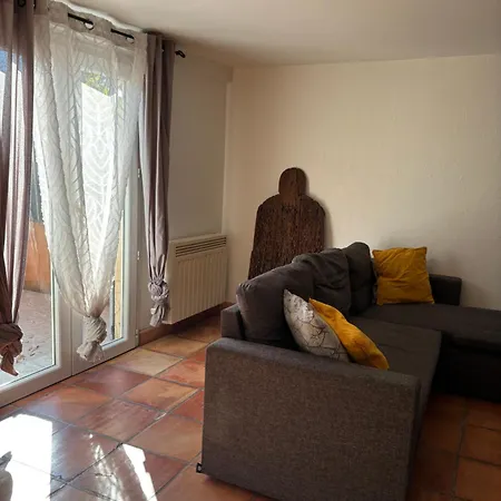 Petite Maison Du Carrefour De La Ceze *